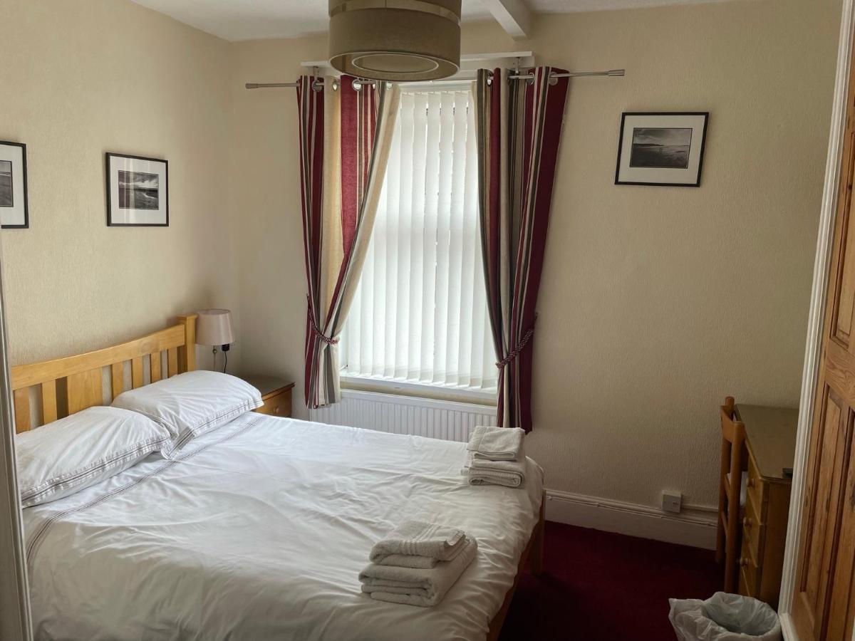 Robyn'S Guest House Σκάρμπορο Εξωτερικό φωτογραφία