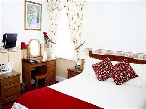 Robyn'S Guest House Σκάρμπορο Εξωτερικό φωτογραφία